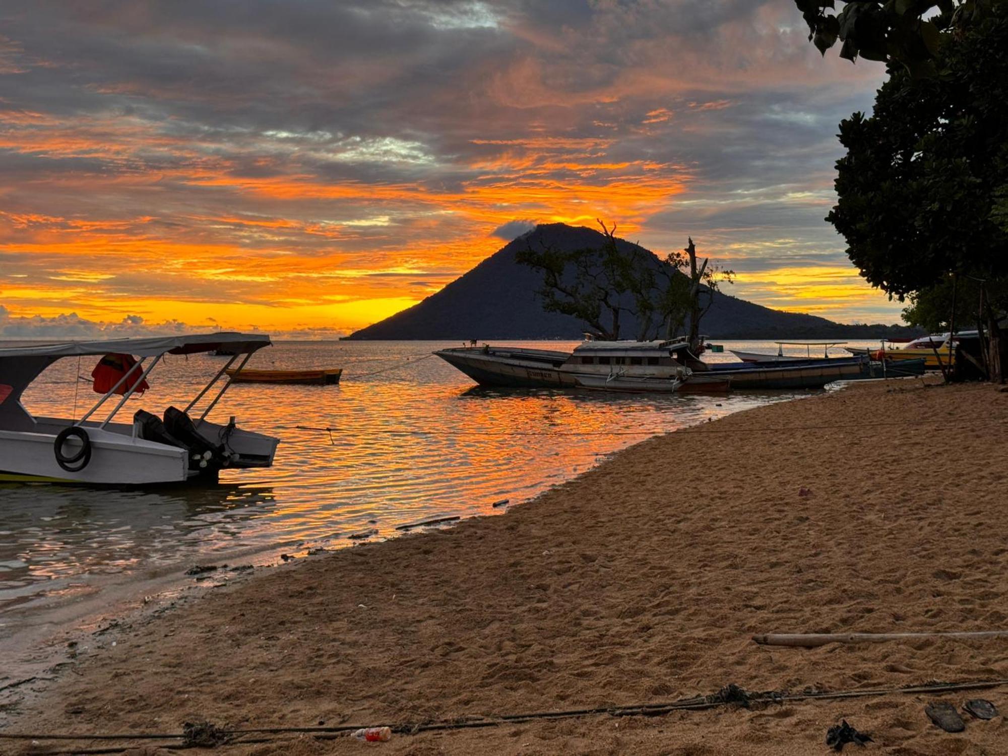 Bunaken Guesthouse 外观 照片